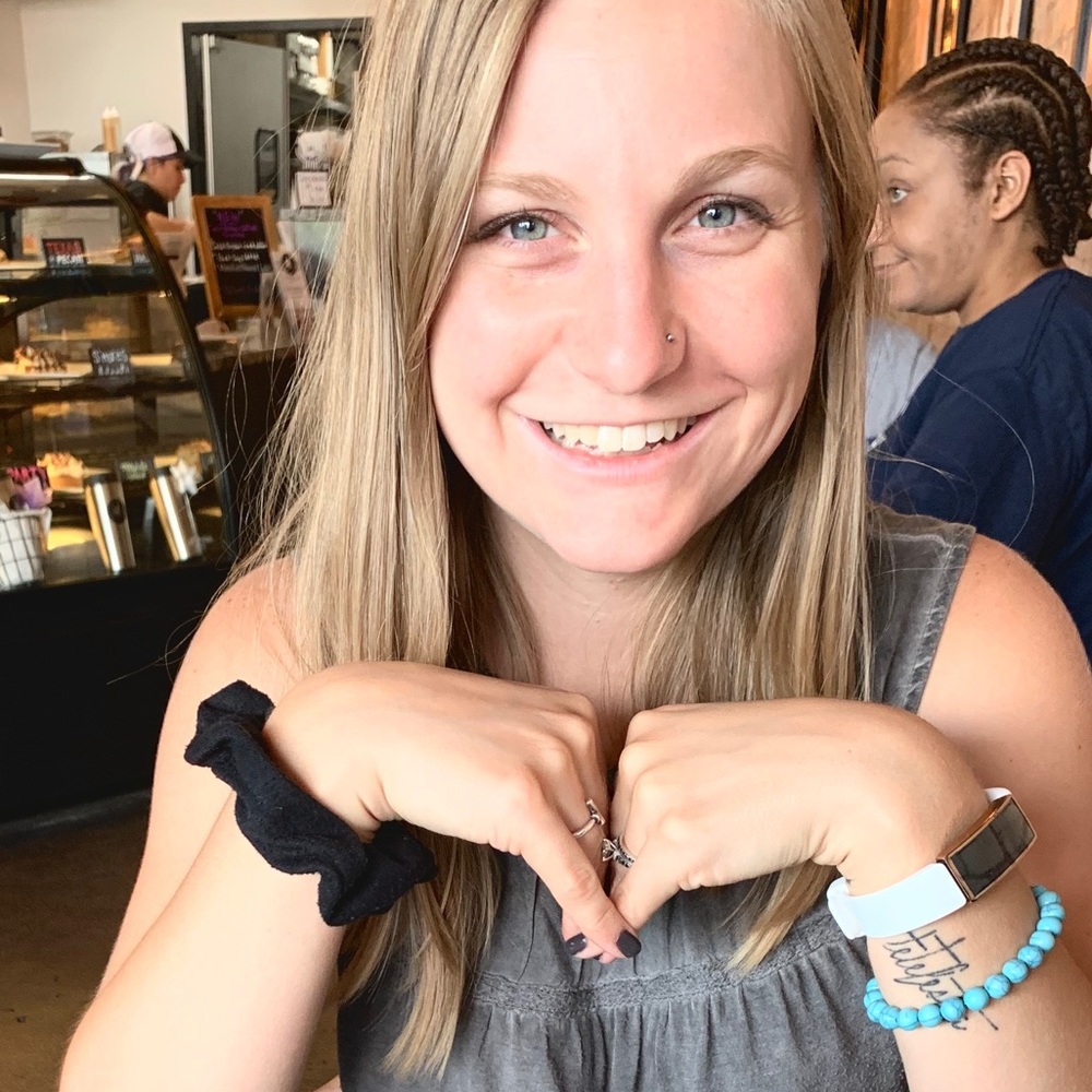 Meet your Posher, Mikayla